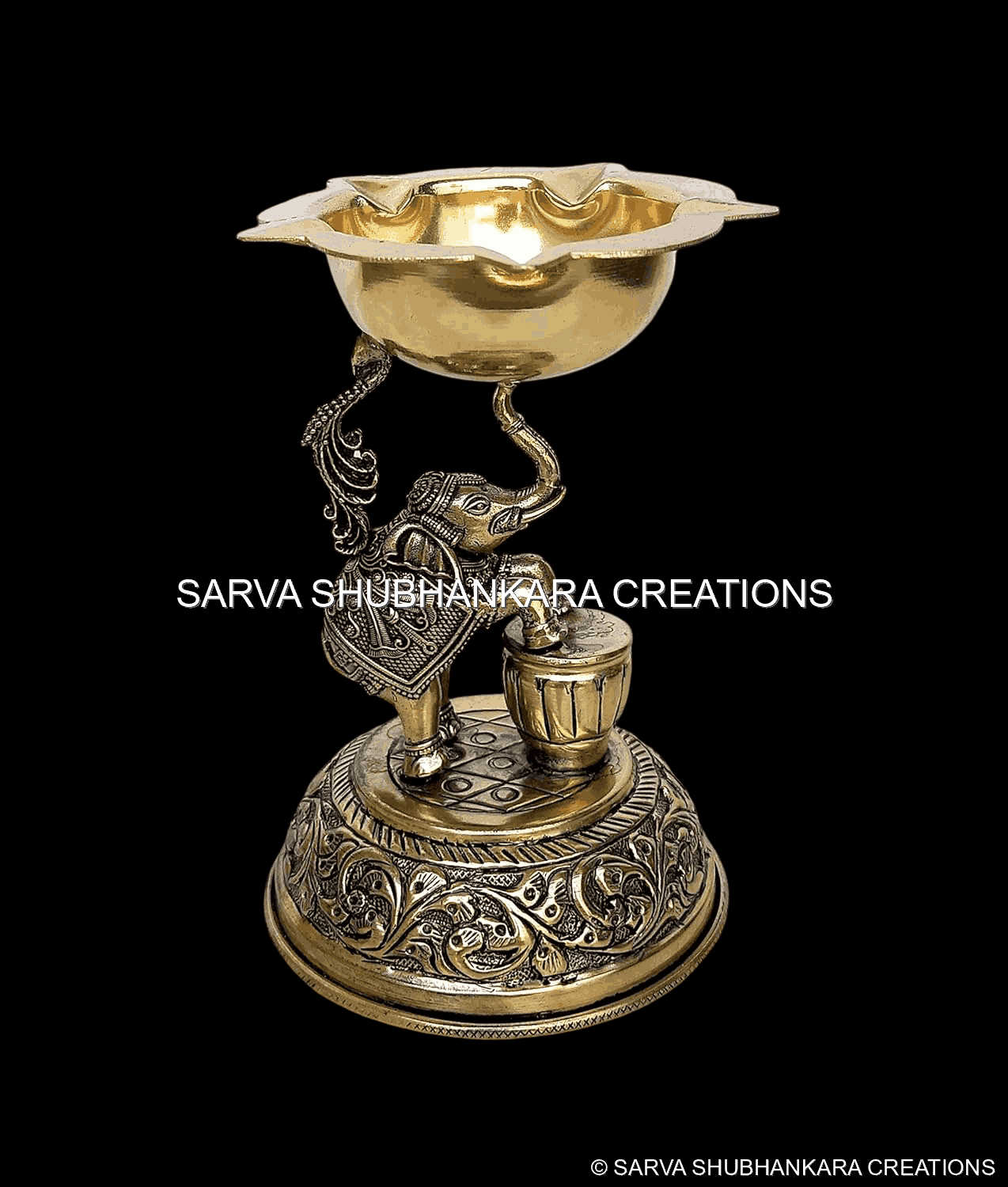 Gaj Trunk Uplifted Diya